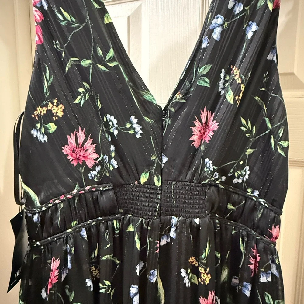 NWT White House Black Market Vibrant Black Floral Dress - Picture 7 of 8
